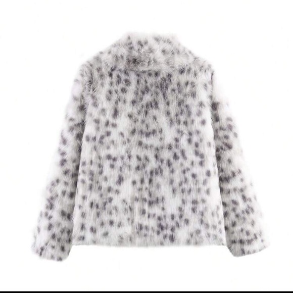 Luxury vintage style faux fur leopard fur coat gray white fur trimmed - Picture 5 of 13